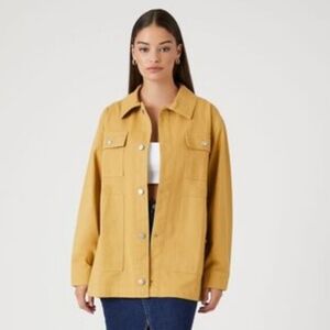 FOREVER 21 TWILL OVERSIZED BUTTON-UP SHACKET. TAN/XS